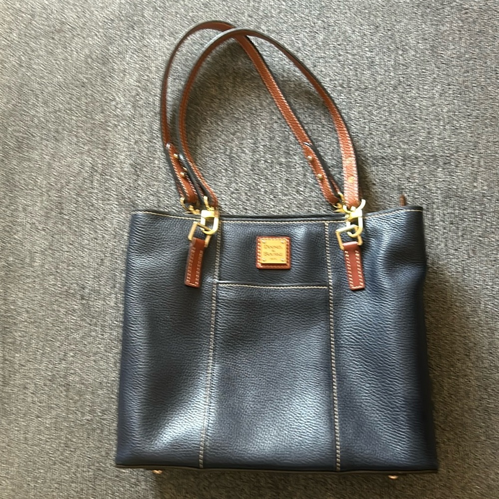 Dooney & Bourne small Lexington Tote in pebble grain leather .
